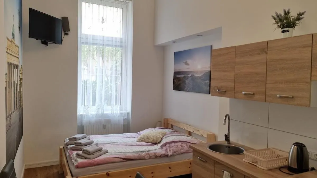 Green Apartment Km4 Studio With Terrace Berlín Německo